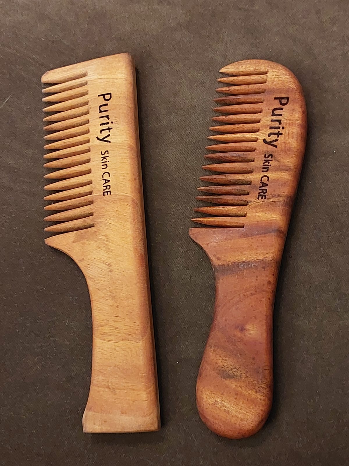 Mahgoni wooden comb