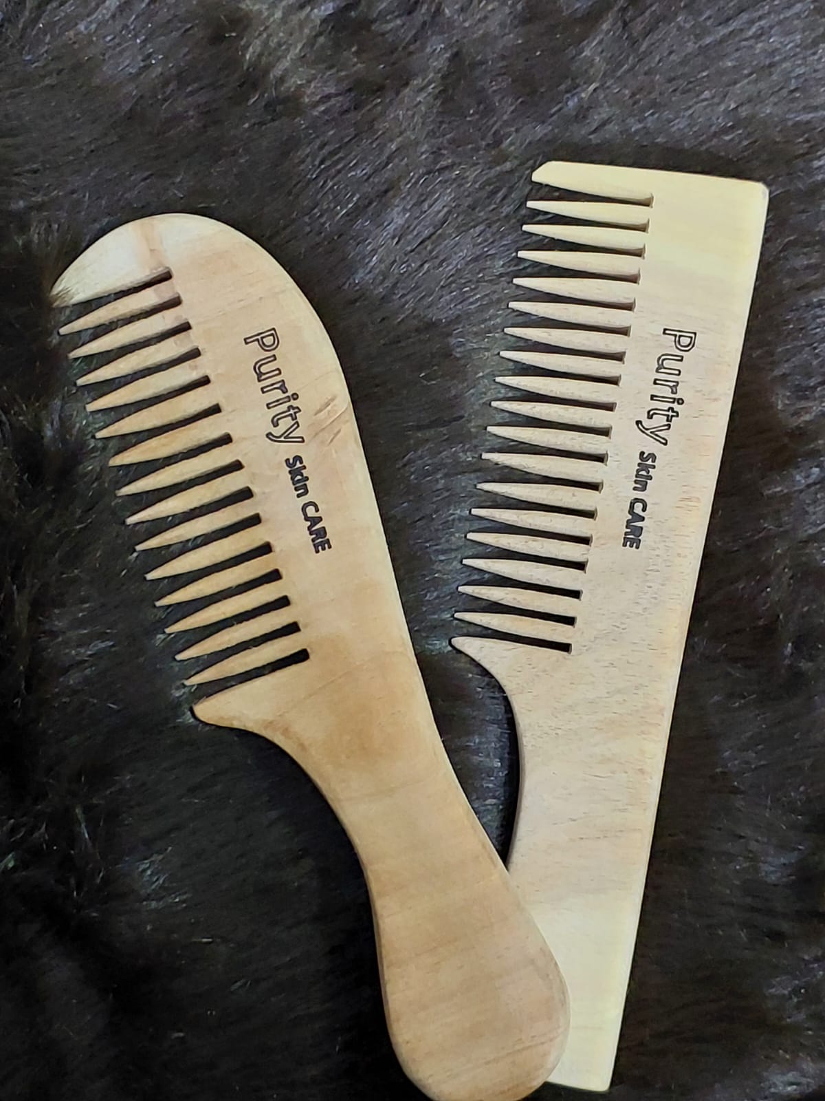 N2 Neem Wooden  comb